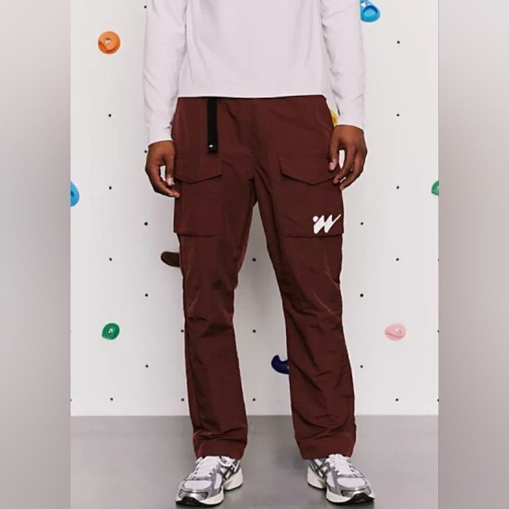 NWT brown Hike cargo pants by Without Walls size M